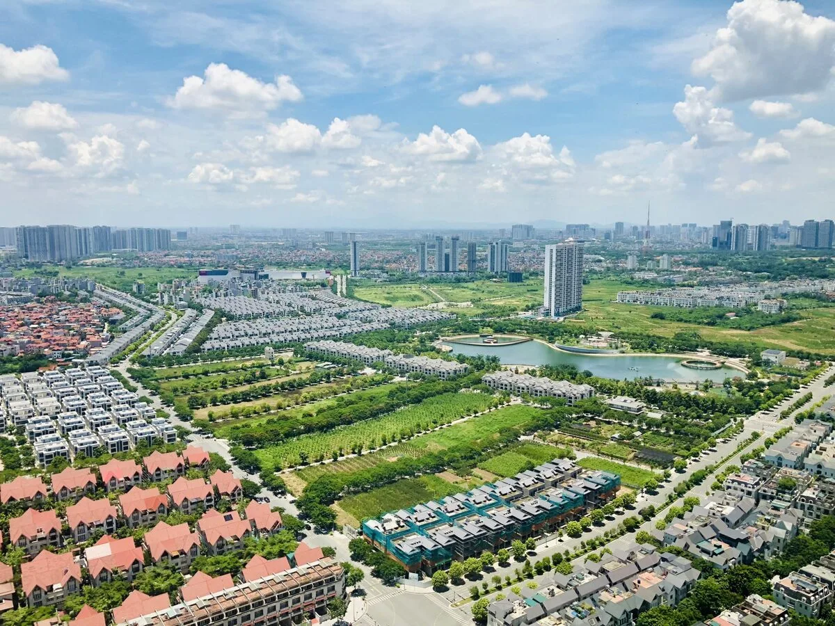 Nam Cường Villa Hà Nội với hệ bề mặt nhôm Decoral cao cấp